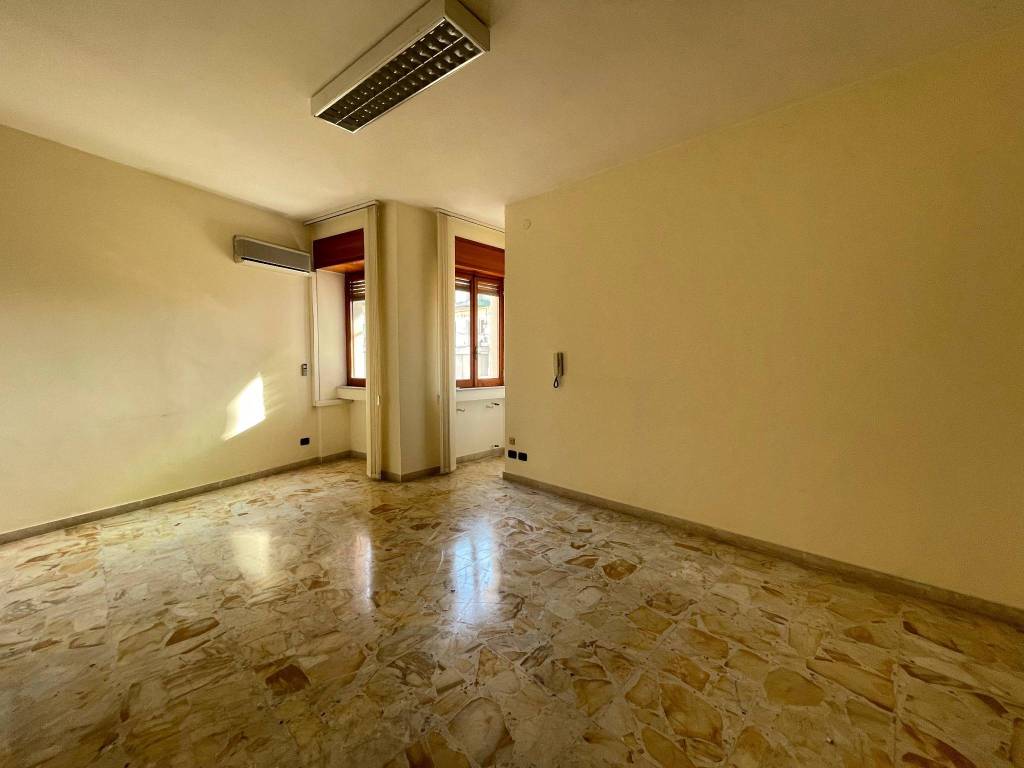 Appartamento a Siracusa in Viale Teracati - Foto 2