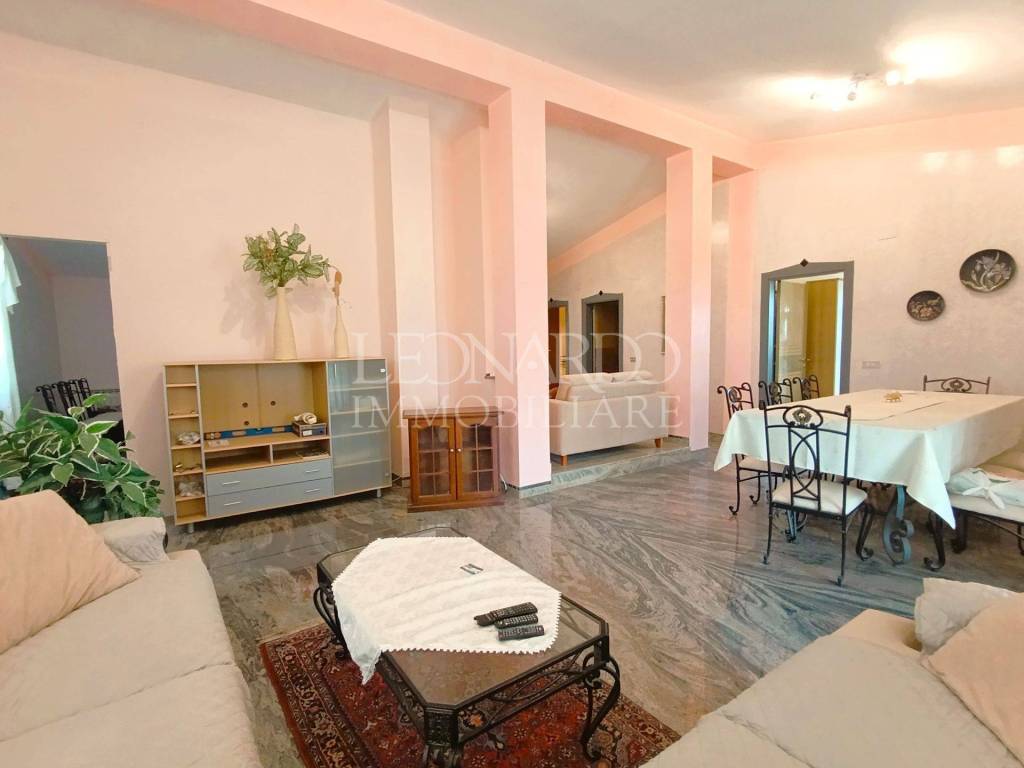 Appartamento a Castel volturno in Via Alghero - Foto 4