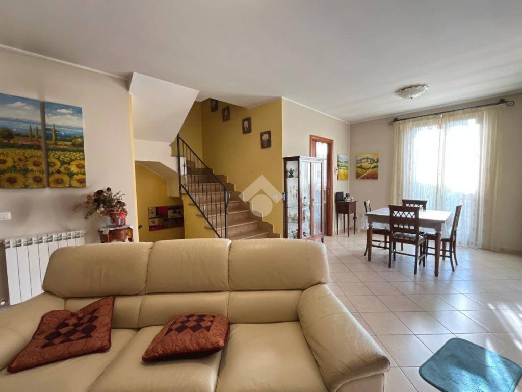 Appartamento a Amelia in STRADA DI SANTA MARIA - Foto 5