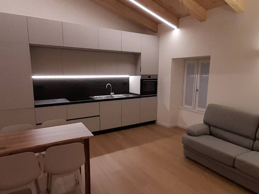 Appartamento a Chiuro in Piazza Stefano Quadrio - Foto 5