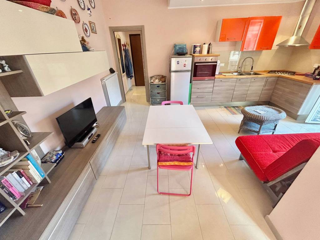 Appartamento a Albissola marina in Piazzale Piemonte - Foto 5