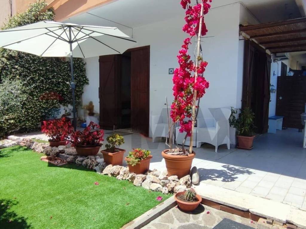 Appartamento a Terracina in VIA BONIFICATORI DELLA PALUDE PONTINA, 18 - Foto 2