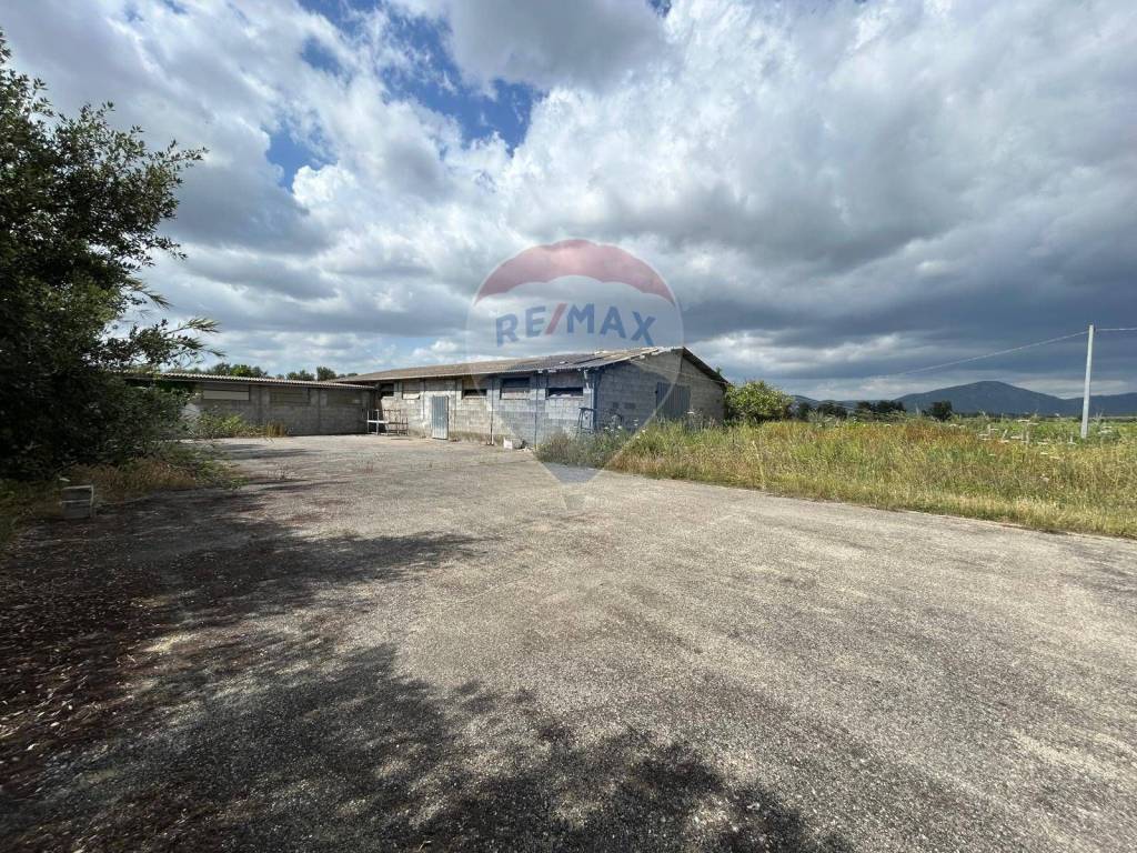 Immobile a Dolianova in strata statale 466 - Foto 2