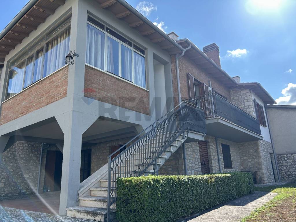 Villa a Cascia in Loc. Fogliano, 46 - Foto 3