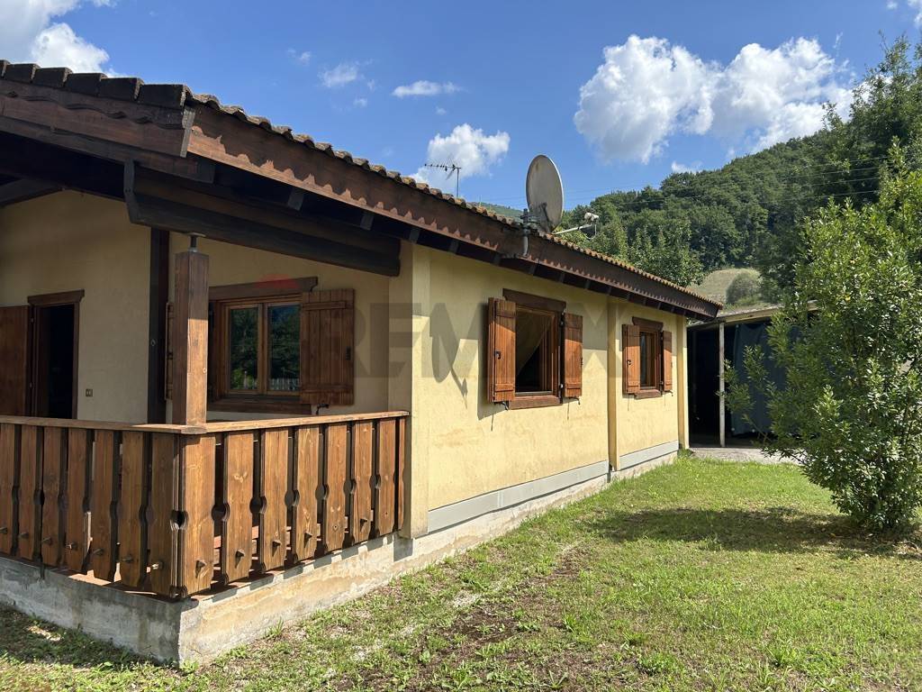 Rustico / casale a Valtopina in Via Poggio - Foto 3