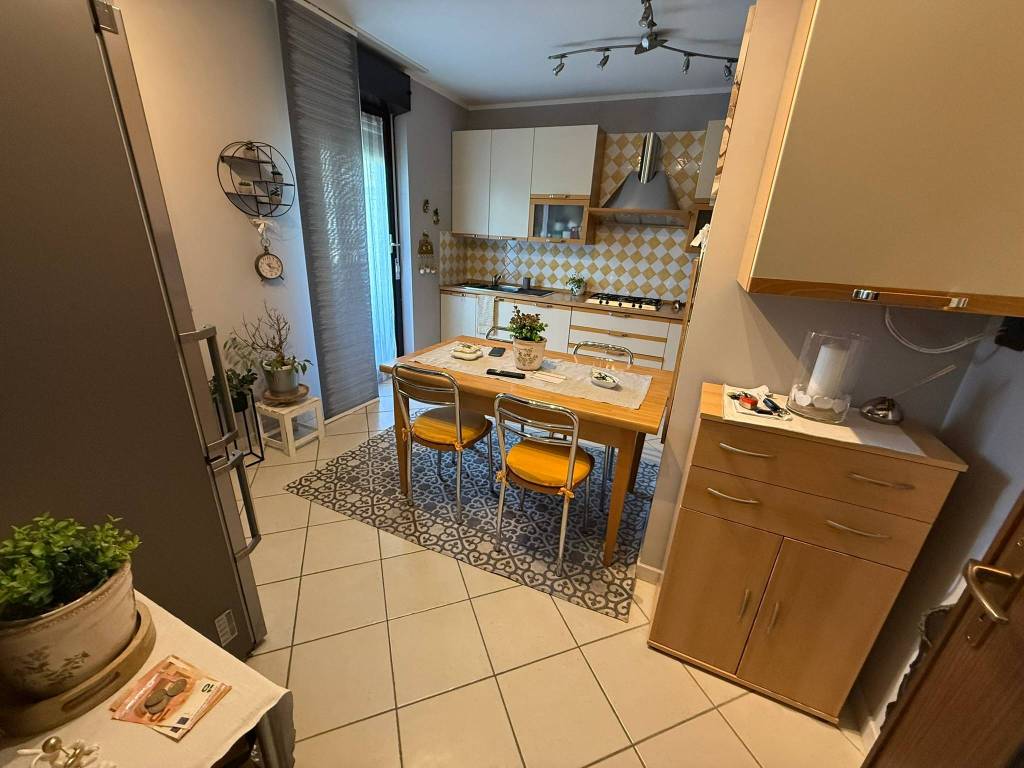 Appartamento a Alessandria in Via Luigi Longo - Foto 5