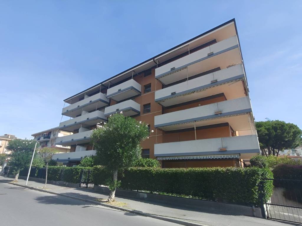 Appartamento a Andora in Via Marco Polo - Foto 2