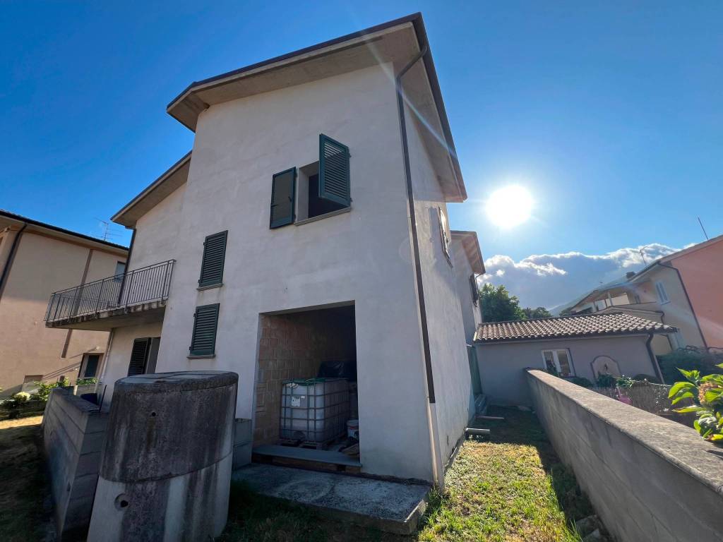 Villa a Buti in Via delle Cascine, 1 - Foto 2