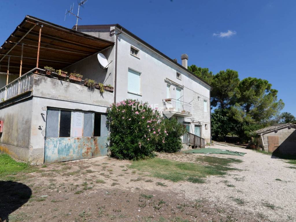 Rustico / casale a Macerata in Contrada Valteia - Foto 2