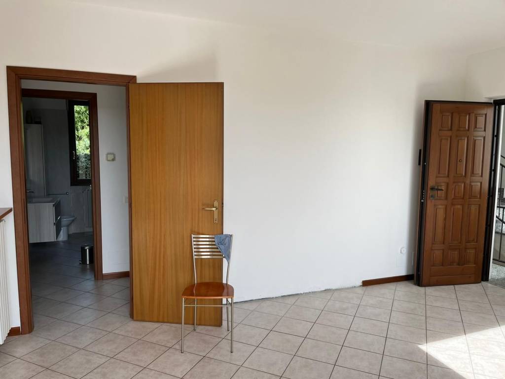 Appartamento a Faloppio in Via dei Gelsi, 5 - Foto 5