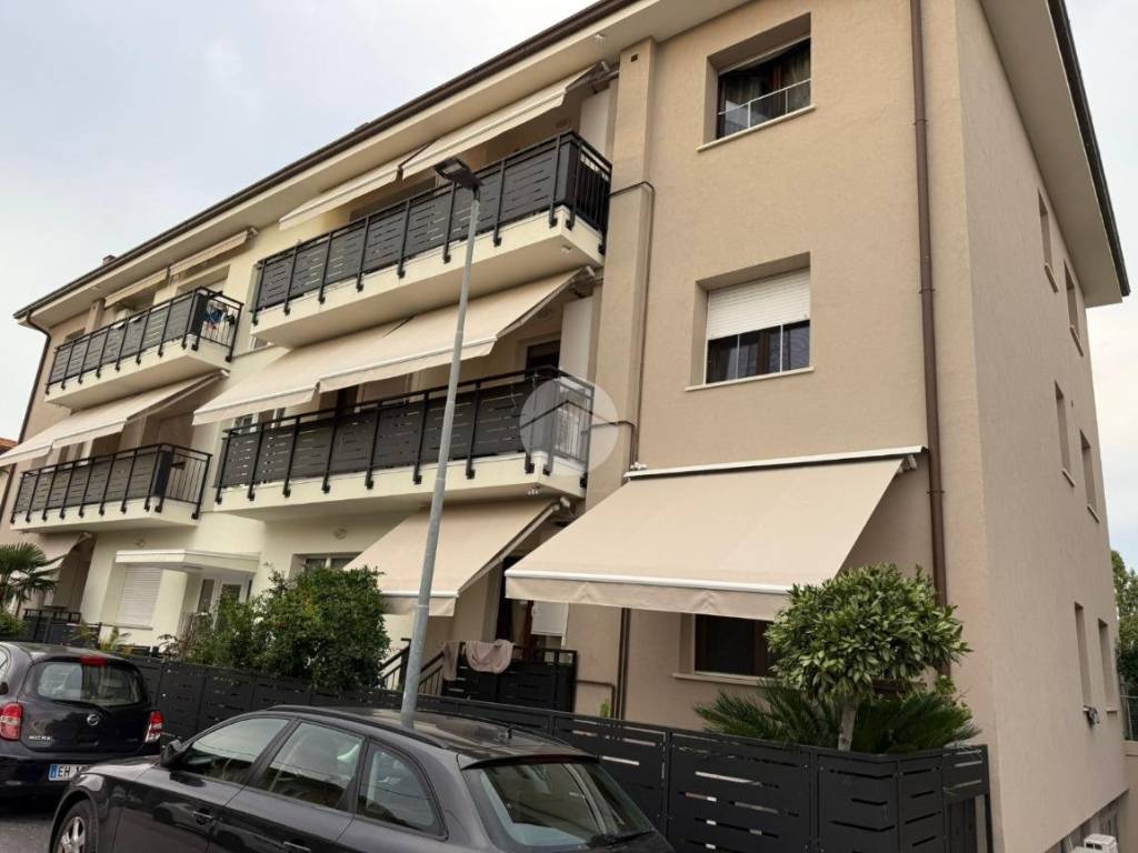 Appartamento a Fano in Via Francesco Petrarca, 7 - Foto 2