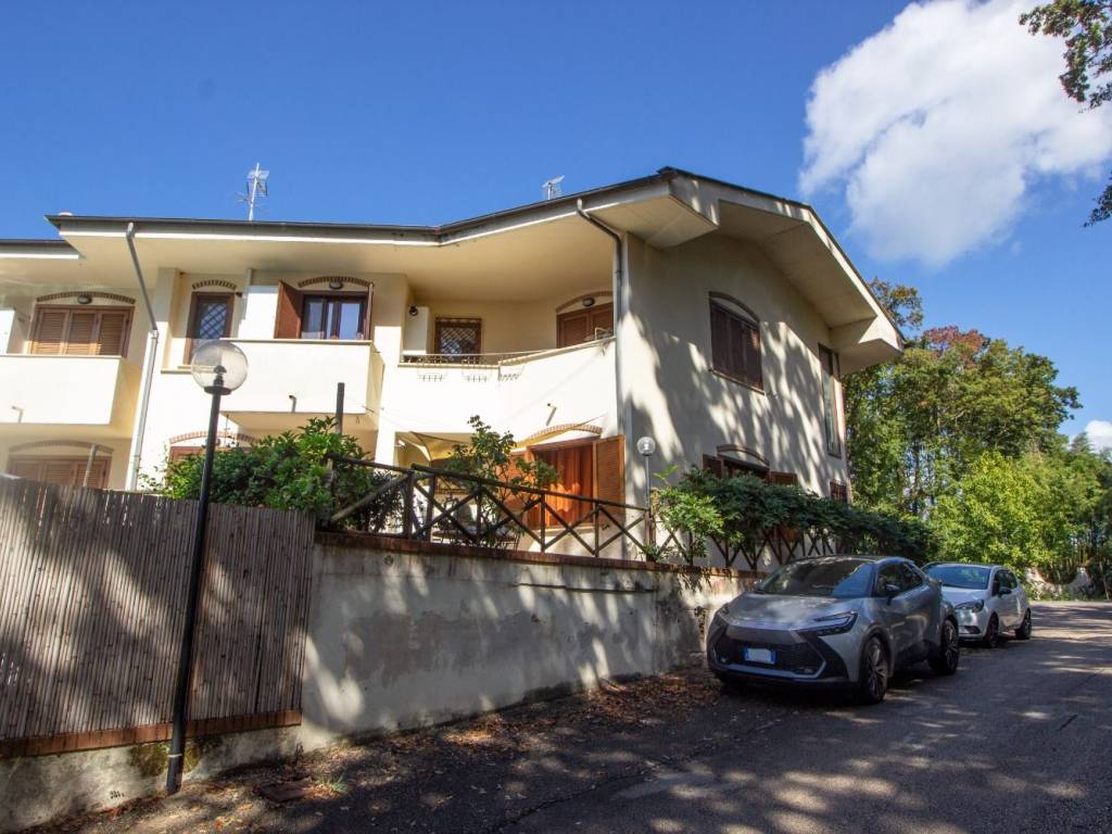 Villa a Sabaudia in Via Biancamano, 38 - Foto 2