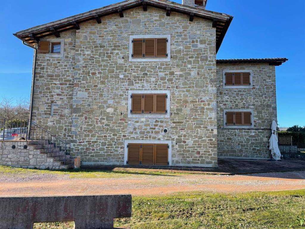 Rustico / casale a Gubbio in Località Colonnata - Foto 5