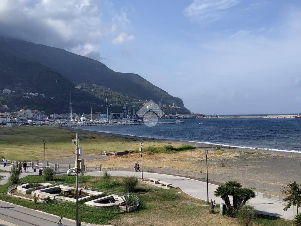 Immobile a Castellammare di stabia in Corso Vittorio Emanuele, 97 - Foto 4