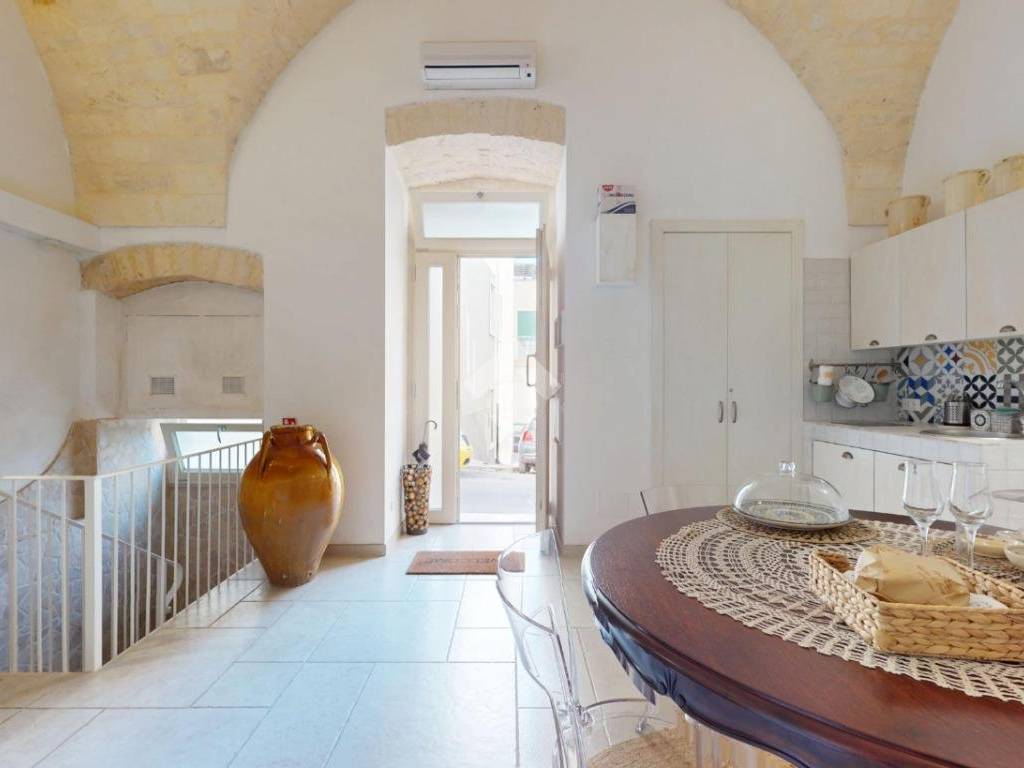 Casa indipendente a Martina franca in Via Umberto Giordano, 17 - Foto 4