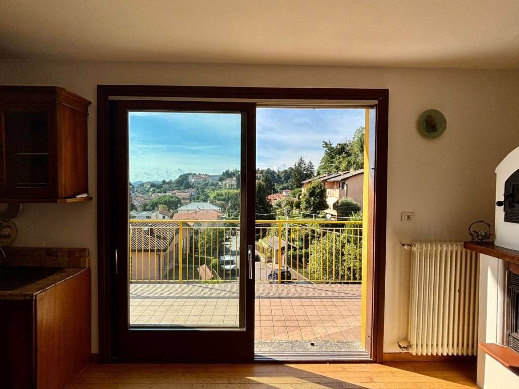 Appartamento a Como in Via Sabotino, 18 - Foto 3