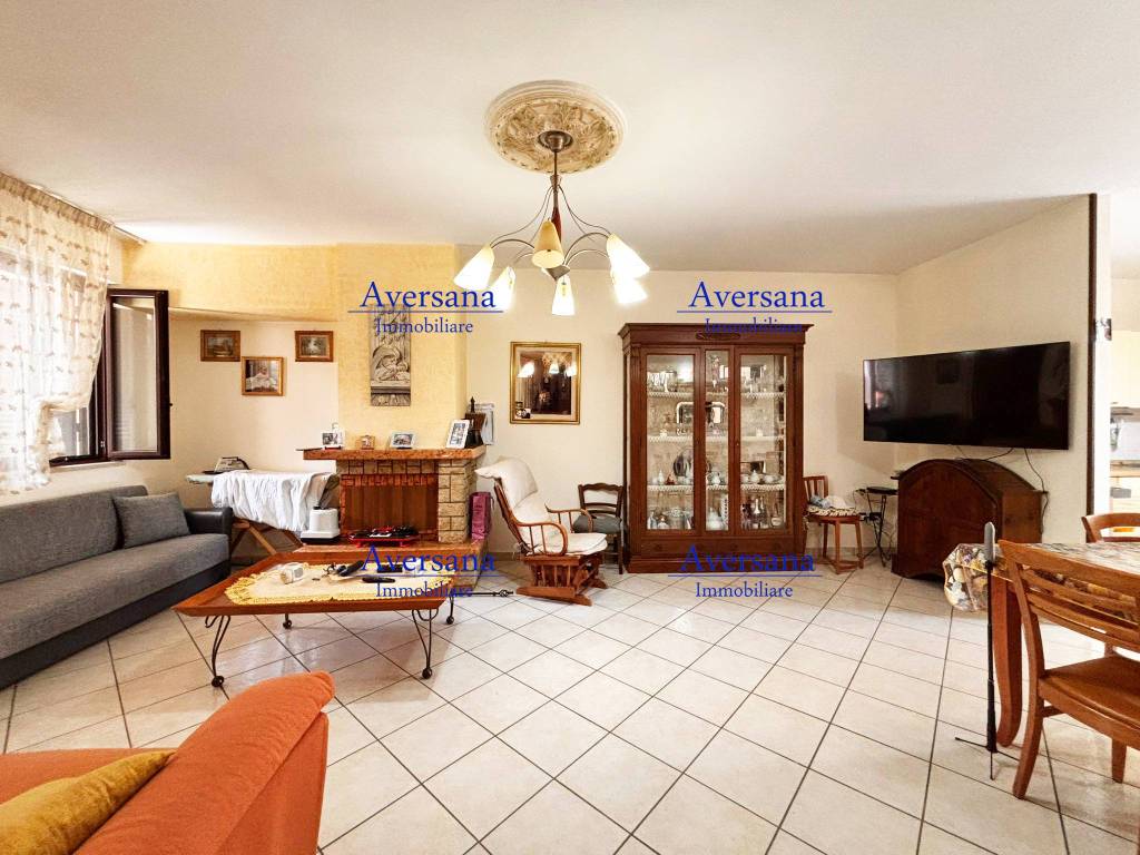 Appartamento a Teverola in Via Salzano - Foto 5