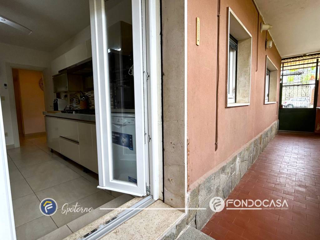 Appartamento a Spotorno in Piazza del Mulino a Vento - Foto 3