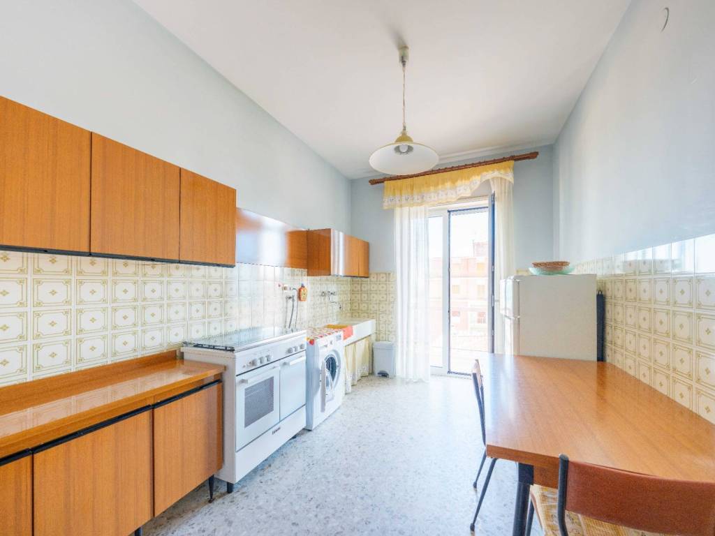 Appartamento a Roseto degli abruzzi in Lungomare Trieste, 10 - Foto 3