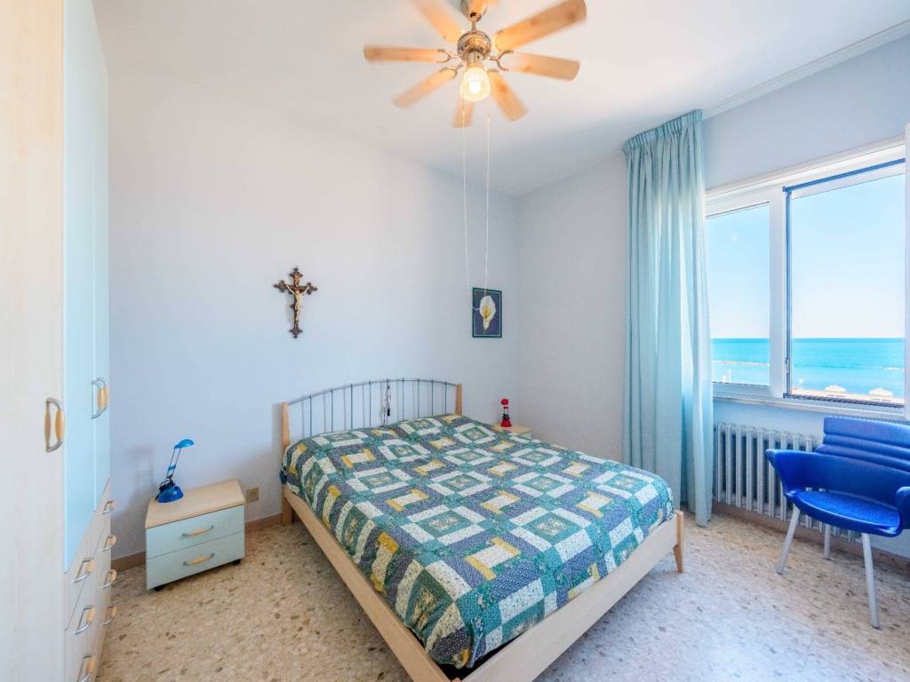 Appartamento a Roseto degli abruzzi in Lungomare Trieste, 10 - Foto 5