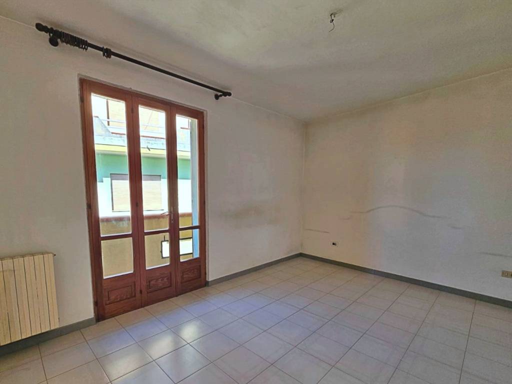 Palazzo / stabile a Decimomannu - Foto 2