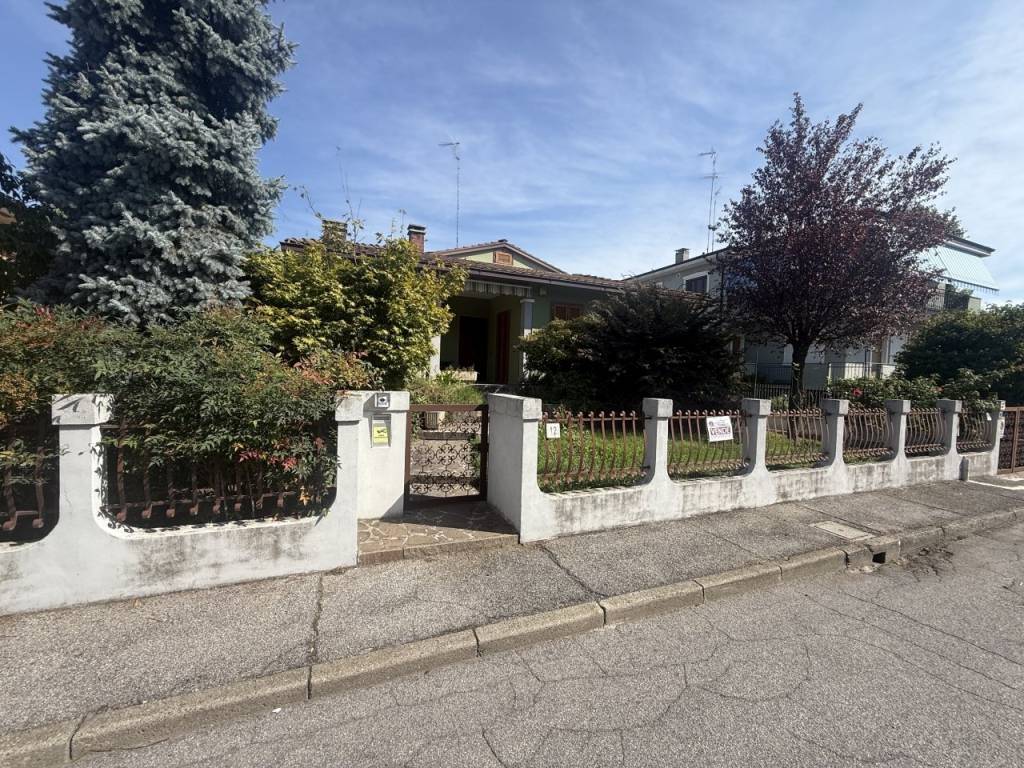 Villa a Cremona in Via Odoardo Ferragni, 12 - Foto 2