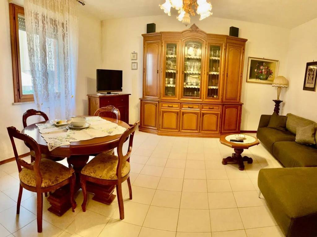 Appartamento a Piombino in Via Dell'Acquedotto, 8 - Foto 2