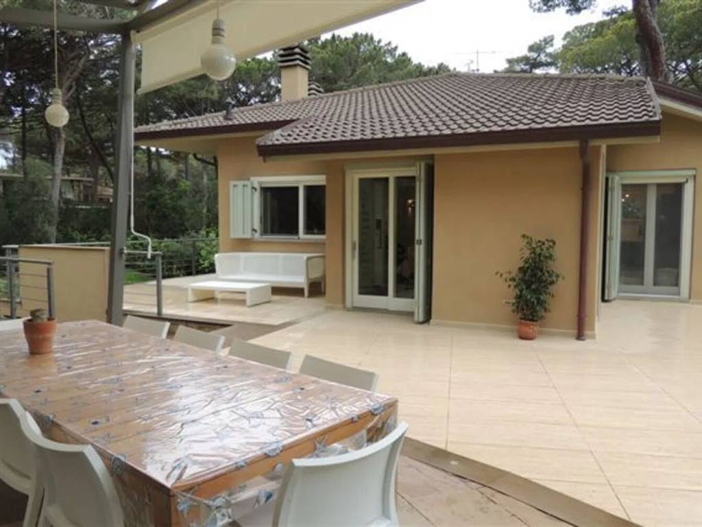 Villa a Castiglione della pescaia in Roccamare No Number - Foto 3