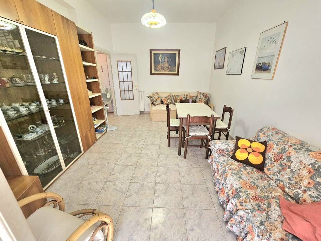 Appartamento a Terracina in Via Giuseppe Di Vittorio - Foto 2