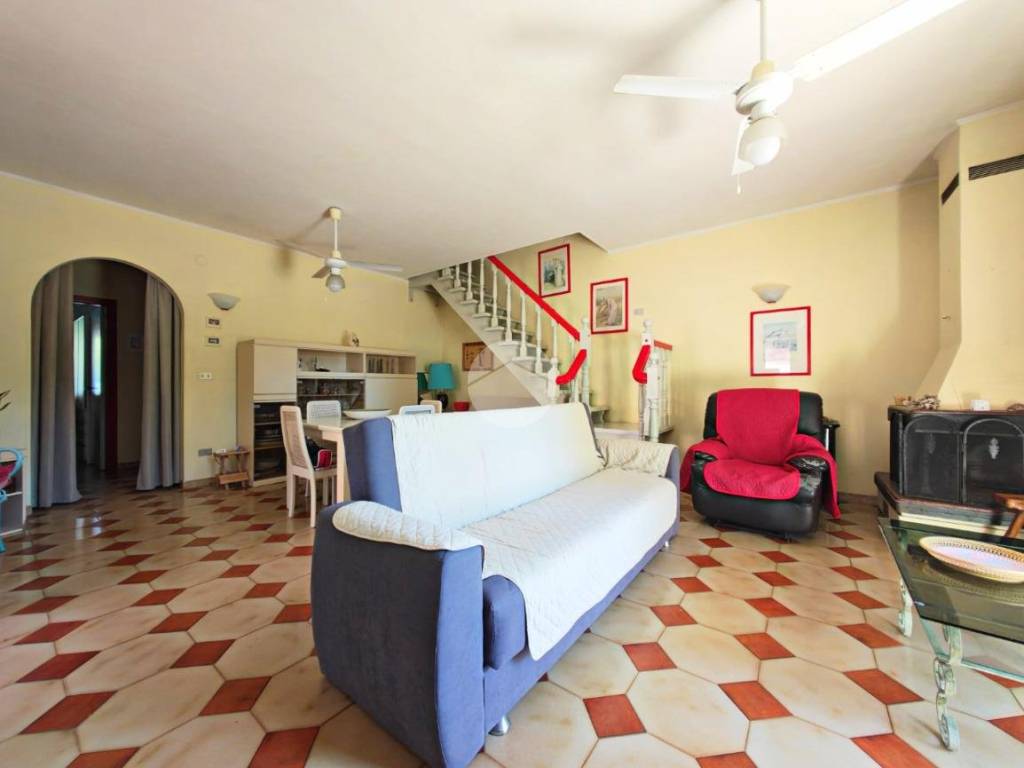 Villa a Manfredonia in LOCALITA SCIALE DEGLI ZINGARI - Foto 3