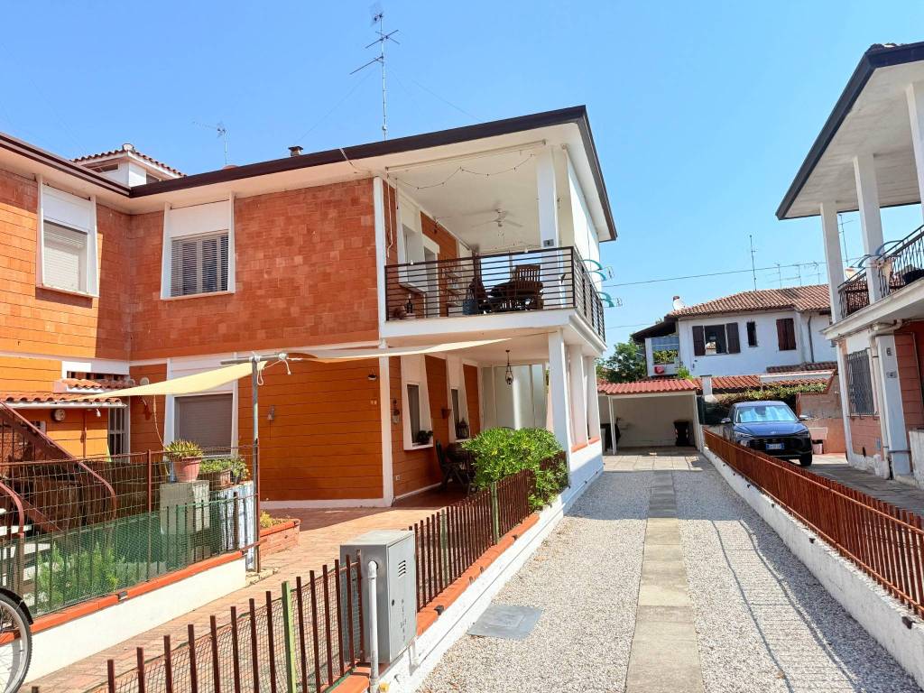 Villetta a schiera a Comacchio in Viale Hawaii, 8 - Foto 2