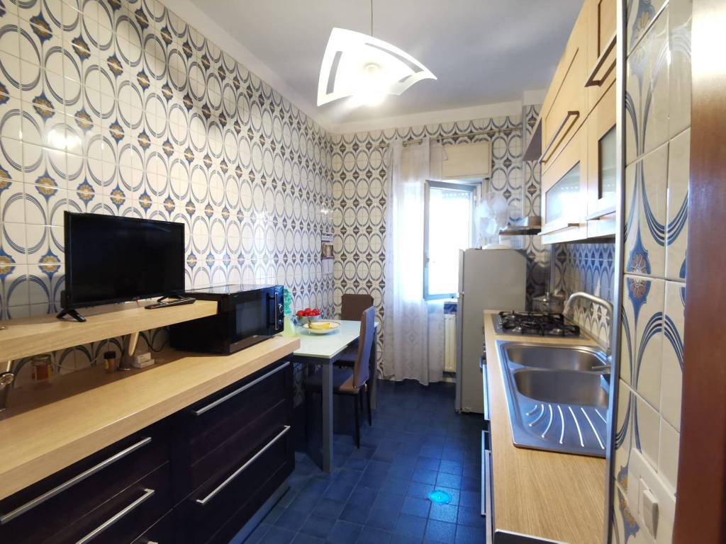 Appartamento a San nicola la strada in Piazza Matilde Serao, 9 - Foto 4