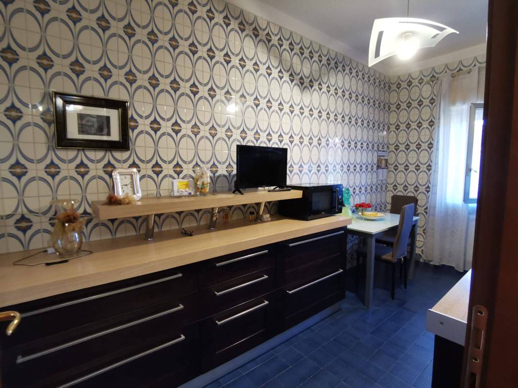Appartamento a San nicola la strada in Piazza Matilde Serao, 9 - Foto 5
