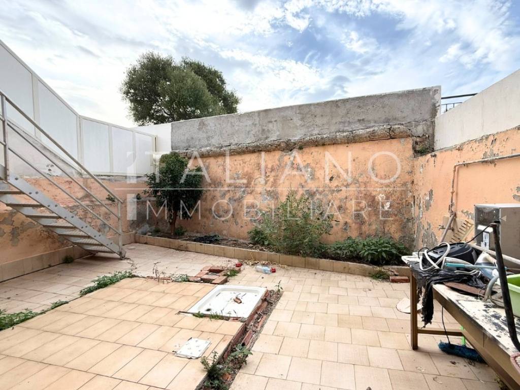 Casa indipendente a Milazzo in Via Giovan Battista Impallomeni - Foto 3