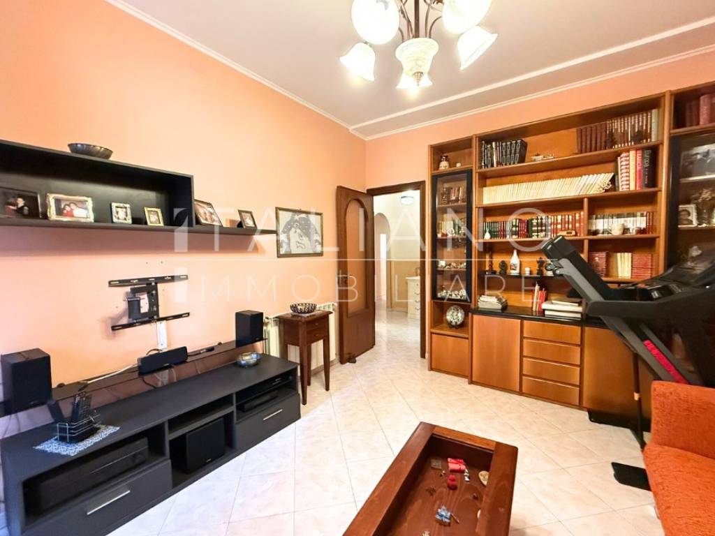 Casa indipendente a Milazzo in Via Giovan Battista Impallomeni - Foto 4