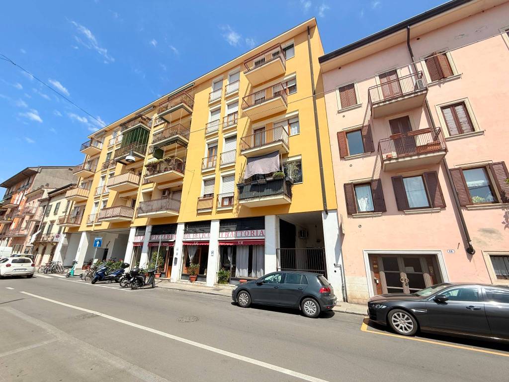 Appartamento a Verona in Via Cantarane, 17 - Foto 2