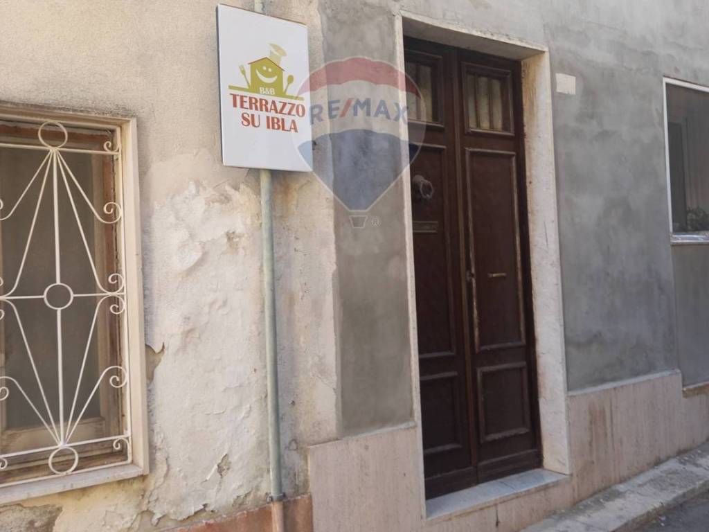 Appartamento a Ragusa in Via Ten. Schembari, 2 - Foto 2