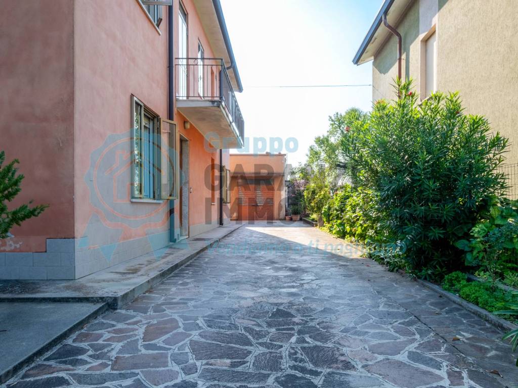 Appartamento a Roncoferraro in Via Roma, 85 - Foto 3