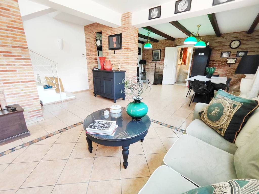 Villa a Aci castello in Via Parafera - Foto 4