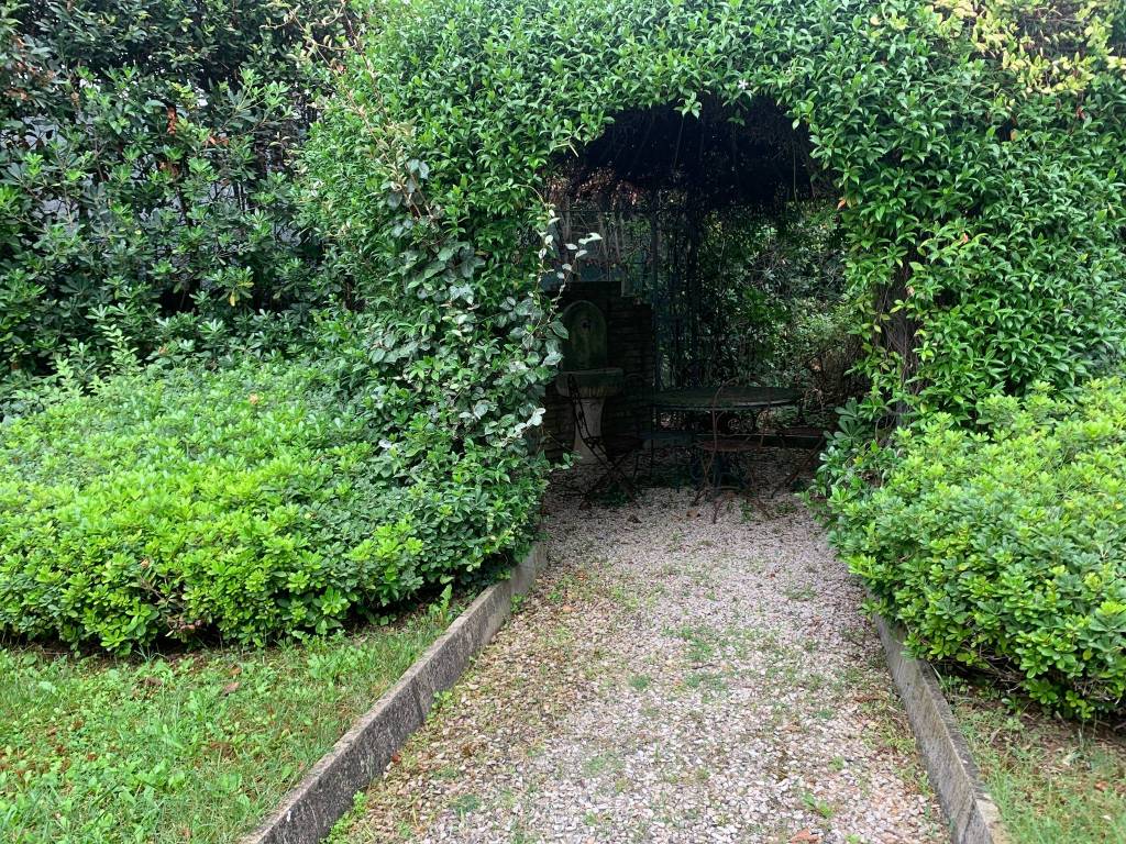 Villa a Riccione in Viale Cesare Battisti - Foto 4