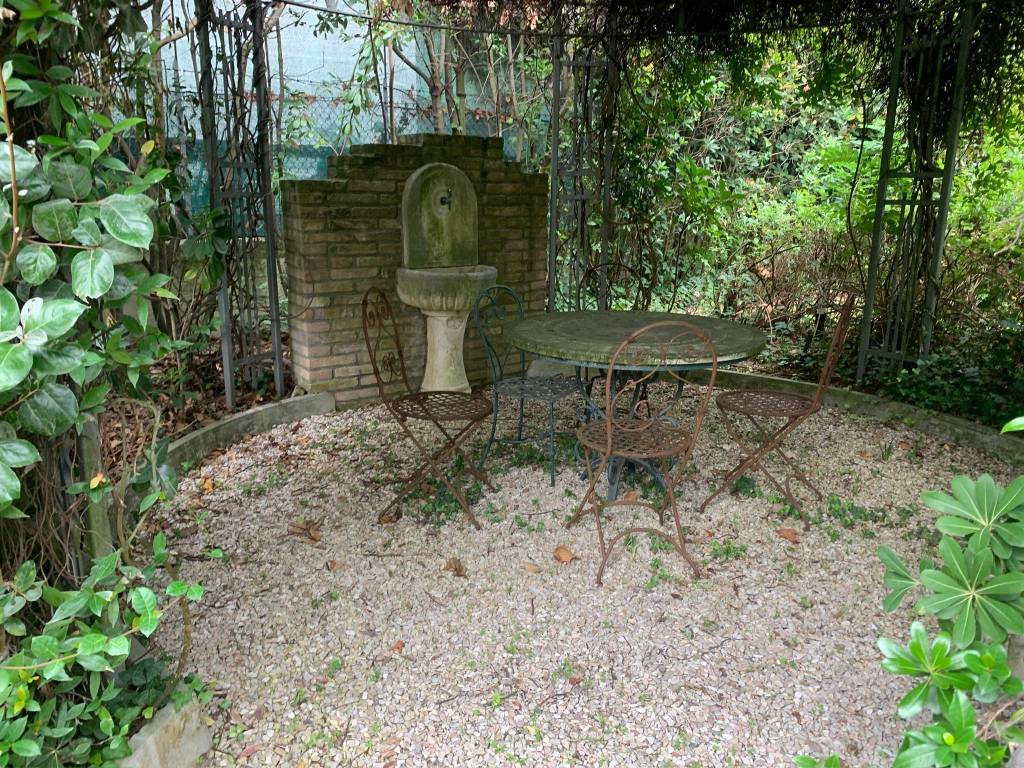 Villa a Riccione in Viale Cesare Battisti - Foto 5