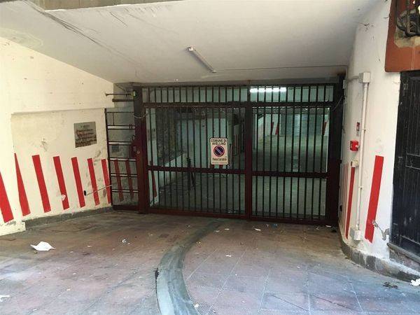 Box / garage a Avellino in Via Lorenzo De Concilii, 8 - Foto 3