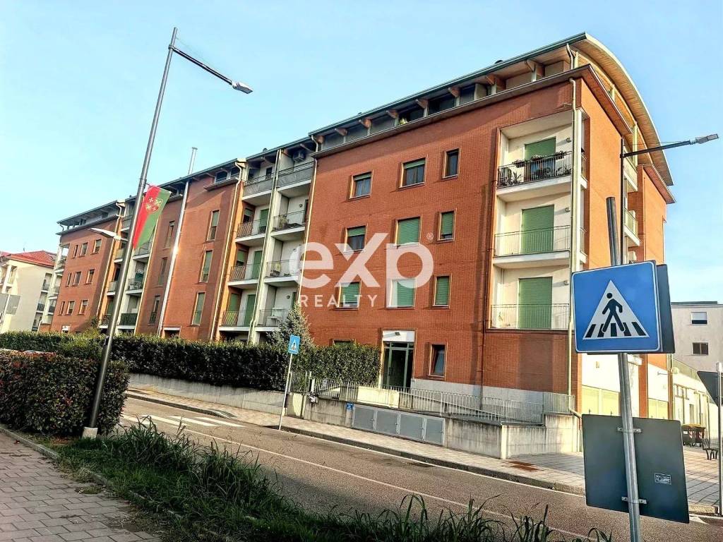 Appartamento a Asti in Via Rodolfo Bazzano, 15 - Foto 3