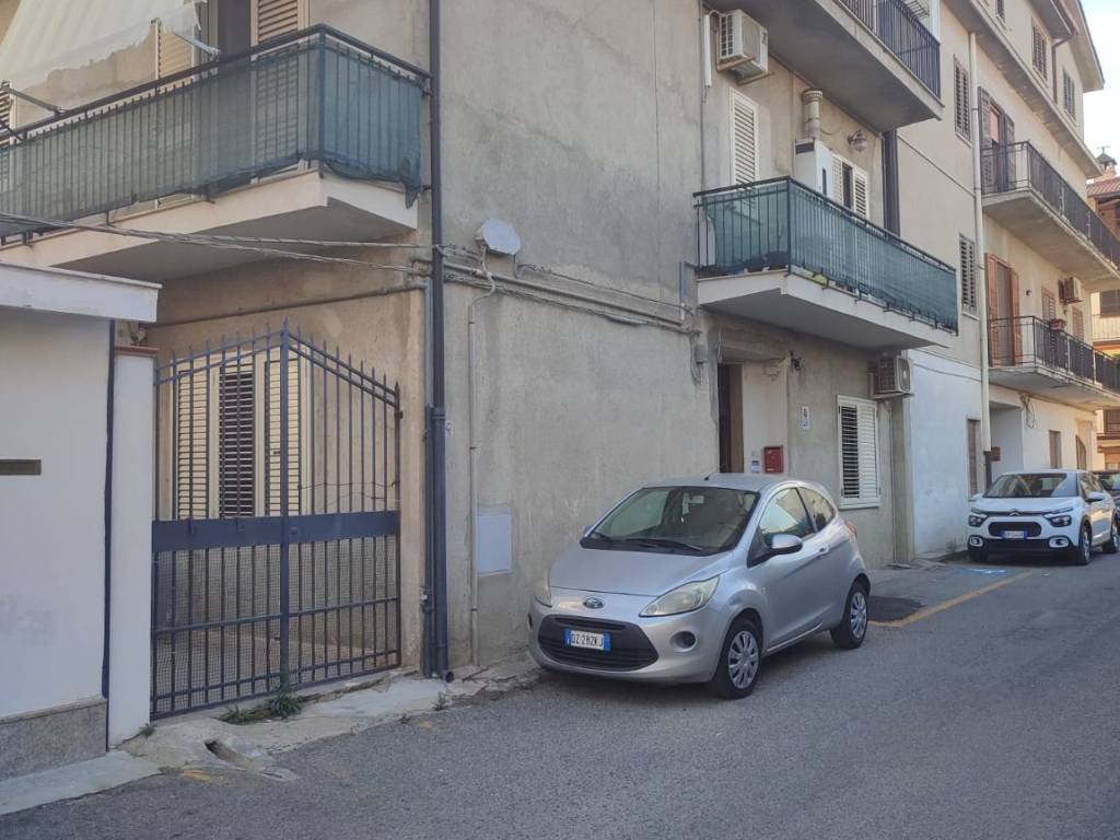 Appartamento a Siderno in Via Alcide De Gasperi, 37 - Foto 2