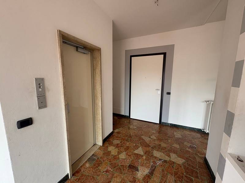 Attico / mansarda a Biella in Via Gaetano De Marchi, 6 - Foto 4