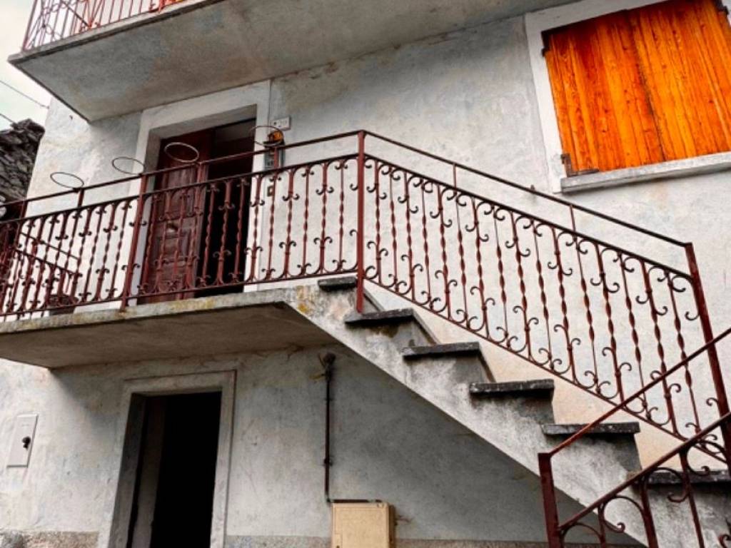 Casa indipendente a Antrona schieranco in Via Colonasca - Foto 3