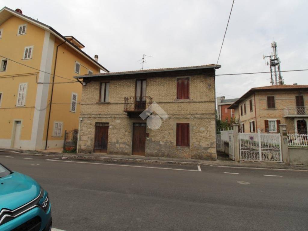 Casa indipendente a Ascoli piceno in Via Santi Filippo e Giacomo, 91 - Foto 2