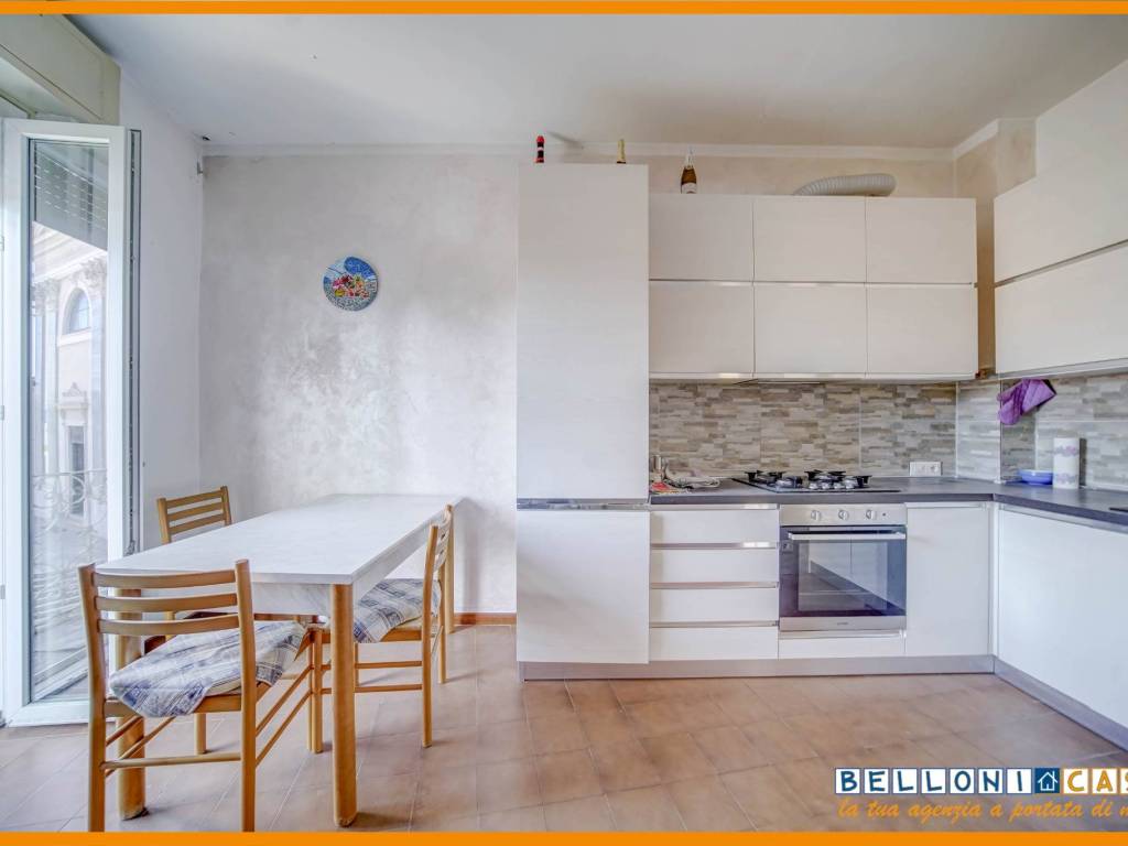 Appartamento a Carnago in Via Roma - Foto 5