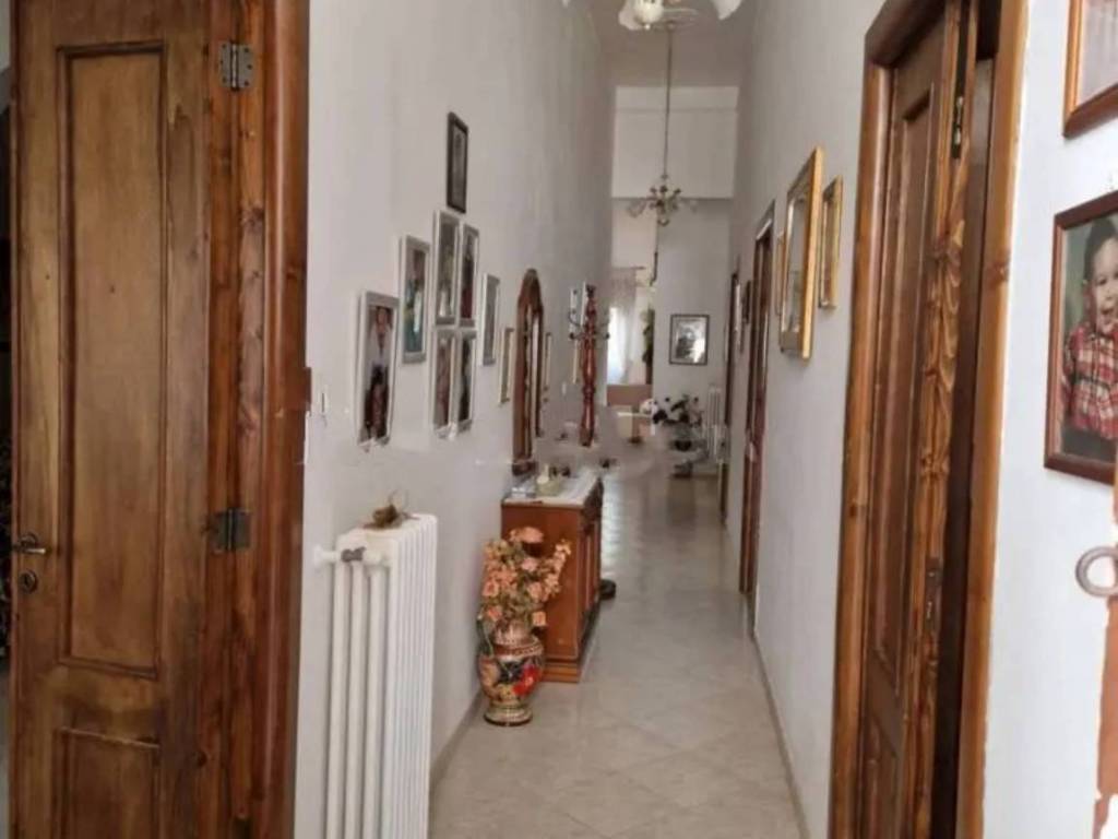 Palazzo / stabile a Torre santa susanna in Via Dante Alighieri - Foto 2