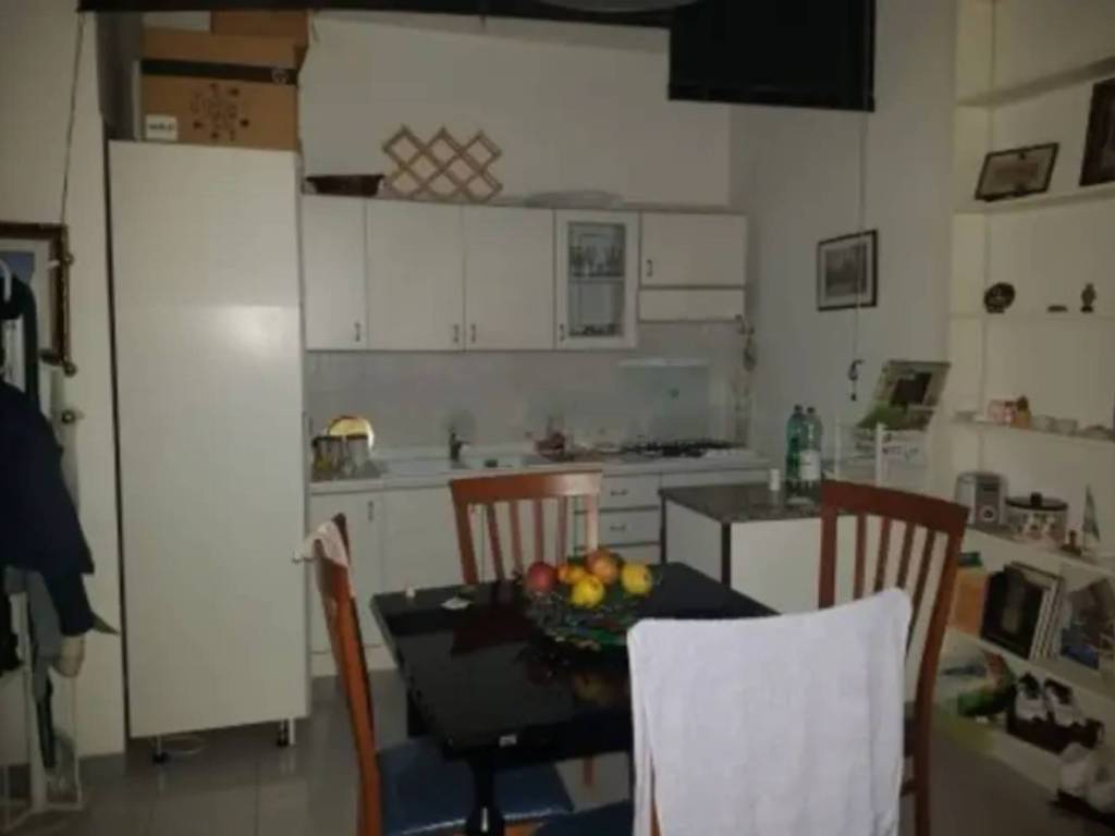 Appartamento a Locri in Via Guglielmo Marconi - Foto 4